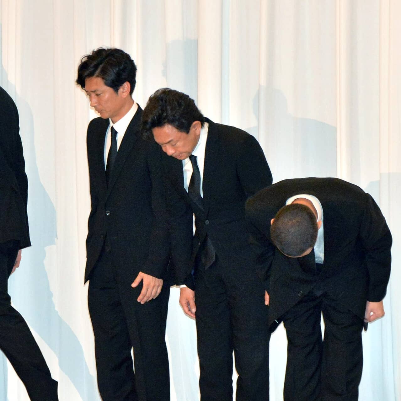 崩壊はあっという間に…TOKIO解散！「国分太一によるコンプライアンスに違反する行動により…」