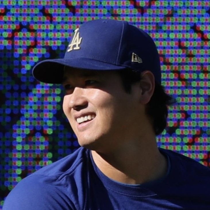 大谷翔平とデコピンのCM、MLBが公式SNSで公開！ほかの犬がデコピンに嫉妬!?