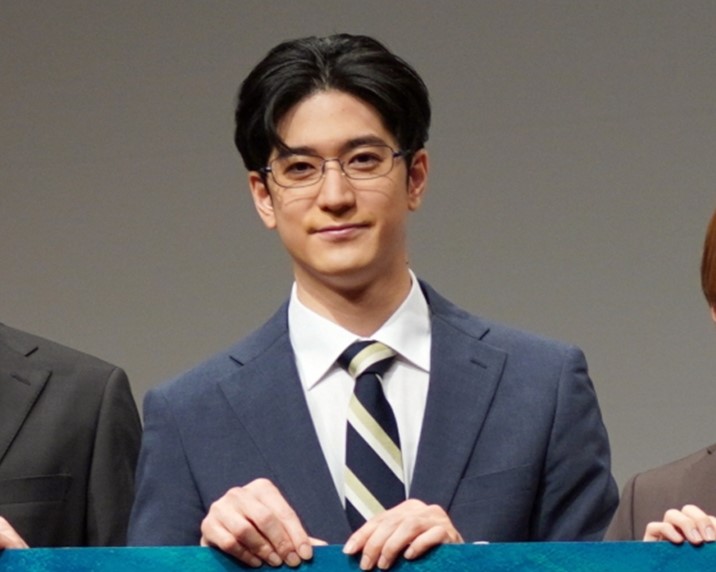 中島裕翔
