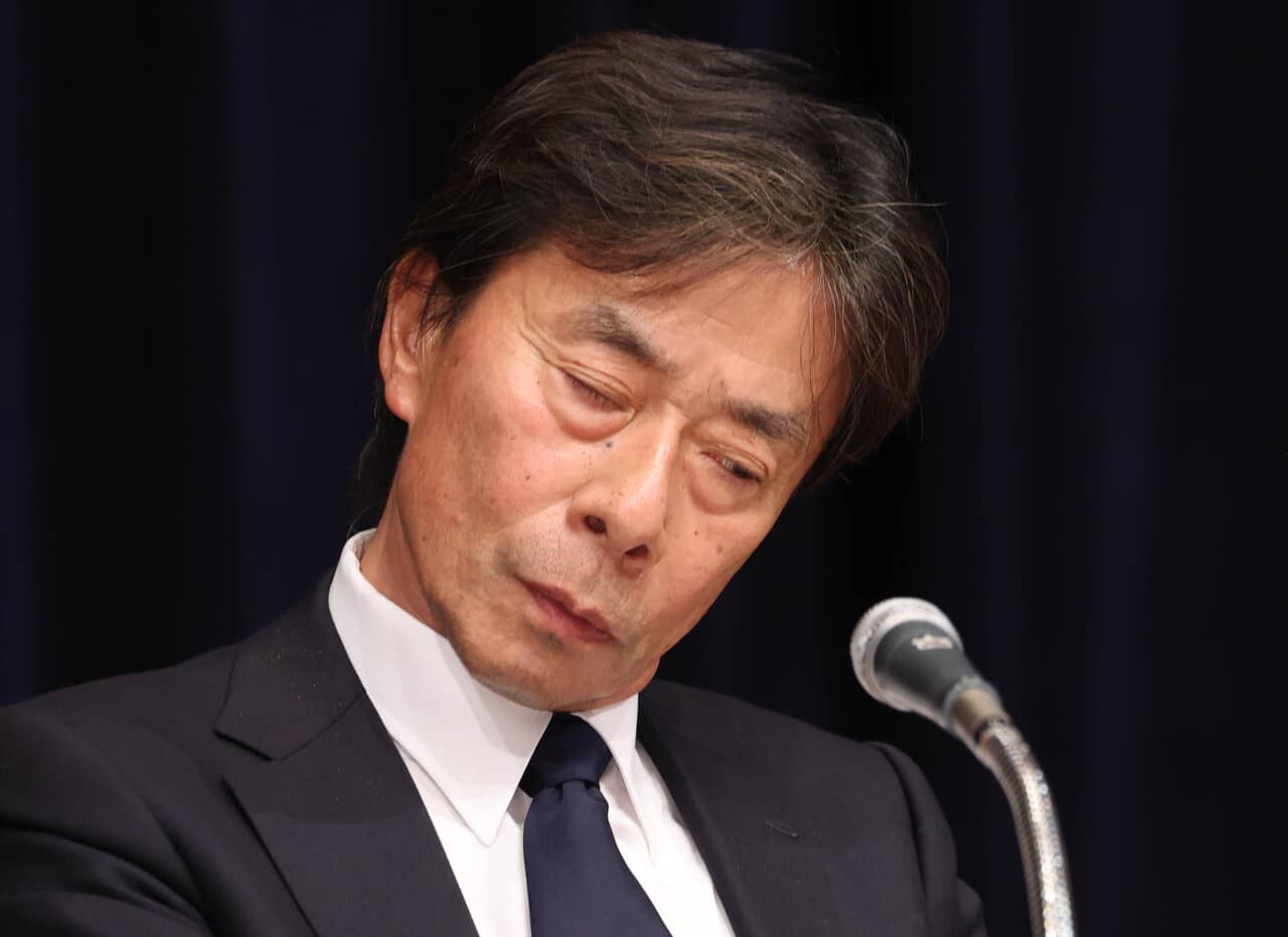 港浩一氏