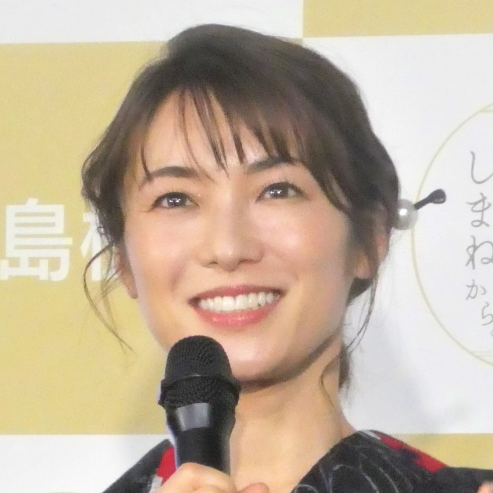 内山理名、第1子出産を報告！56歳の新米パパ・吉田栄作も大喜び