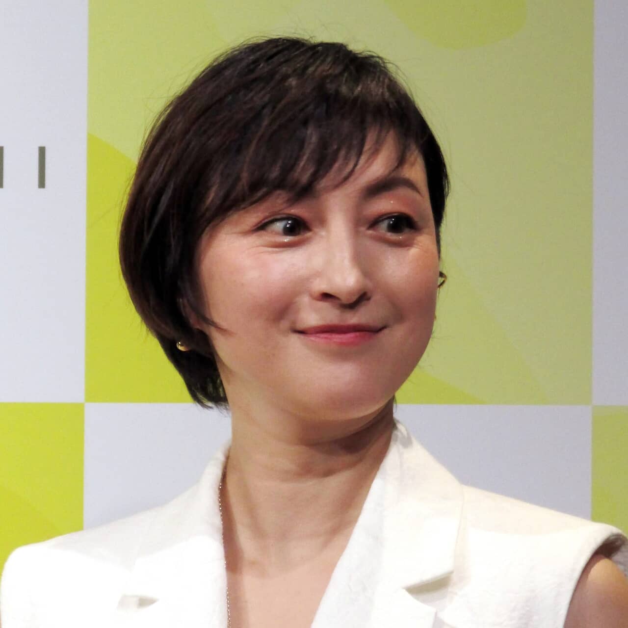 広末涼子、掛川簡裁から罰金70万円の略式命令！昨年4月の新東名・追突事故で