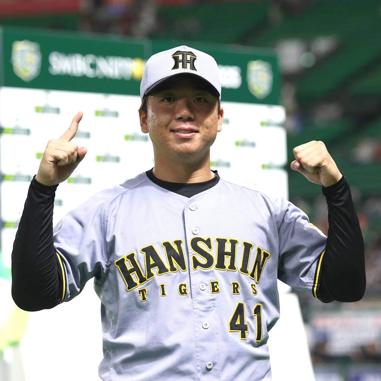 阪神・村上頌樹投手、26歳の一般女性と結婚発表!