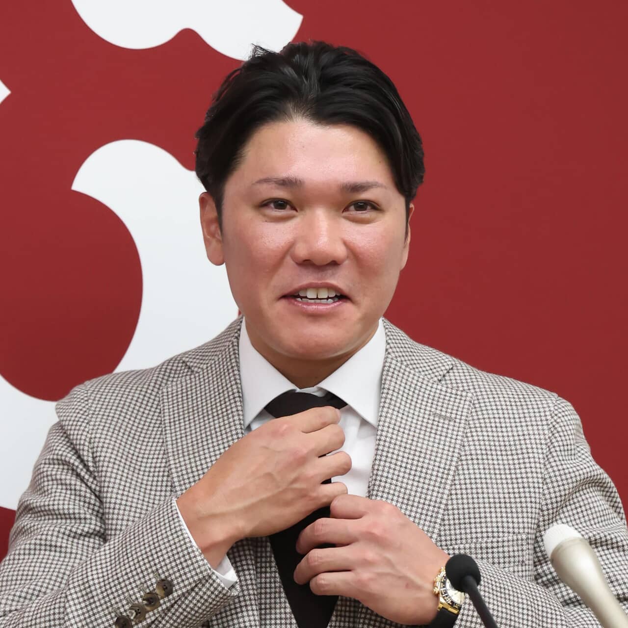 なんと年俸2億円マイナス！巨人・坂本、今季不調で2度の2軍降格…それでも3億円で…