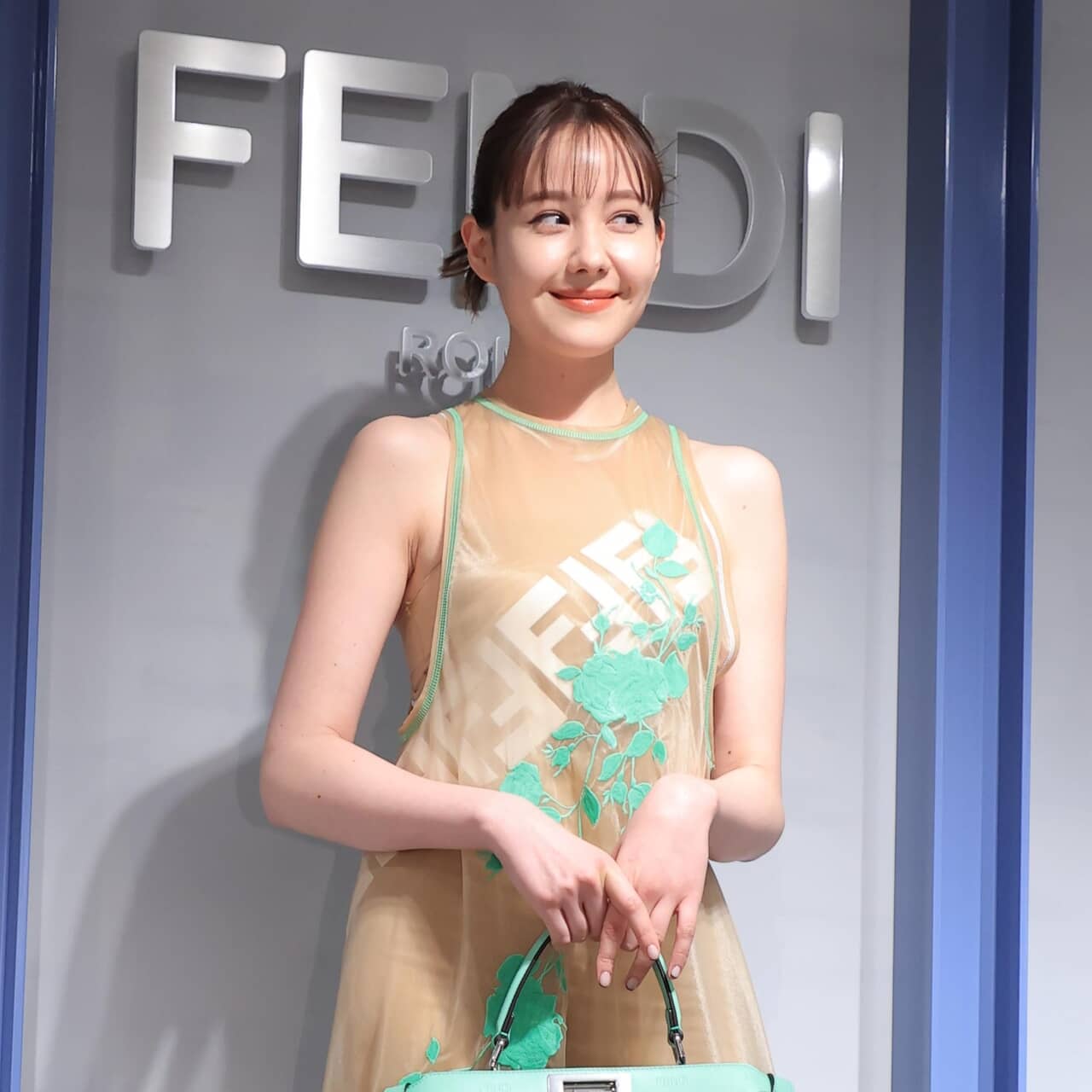 トリンドル玲奈