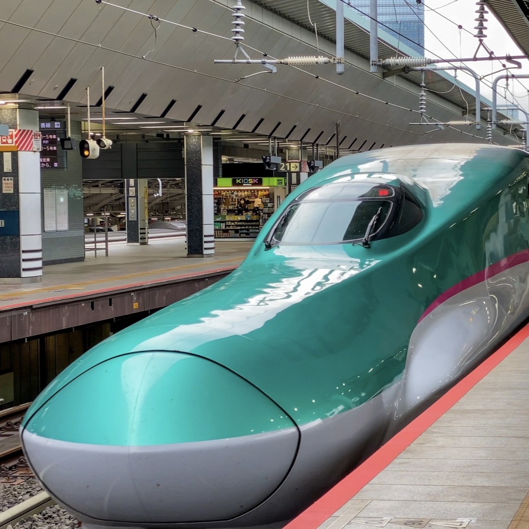 JR東日本、SixTONESタイアップの発車メロディ使用中止！「安全面での懸念」が発生