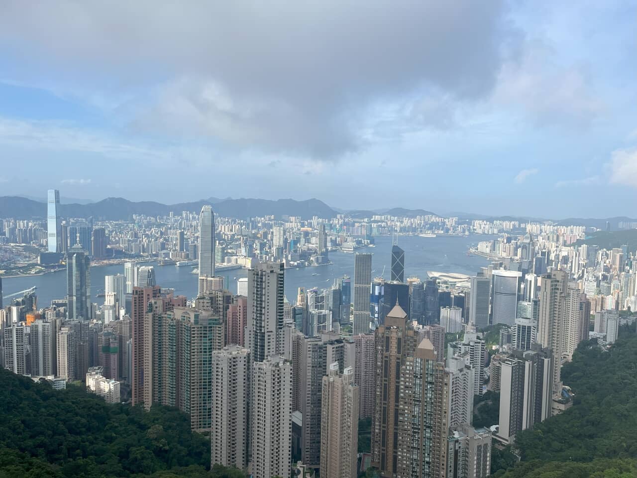 香港