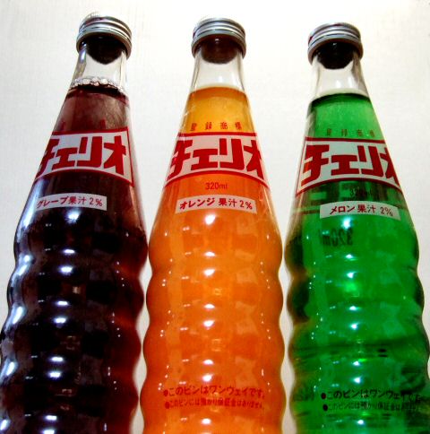 チェリオの「自販機飲料」フタにカビ   79万本自主回収、製造中止へ「心よりお詫…