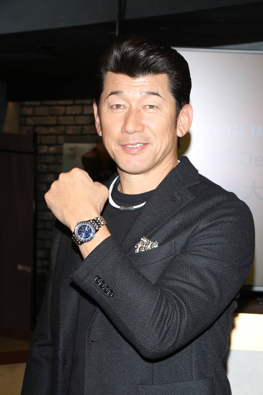 “侍ジャパンモデル”を着用した三浦大輔さん