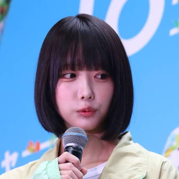 ano「ずっとしゃべってて歯止めが効かない」暴走タレントを告発？「お茶飲んで」