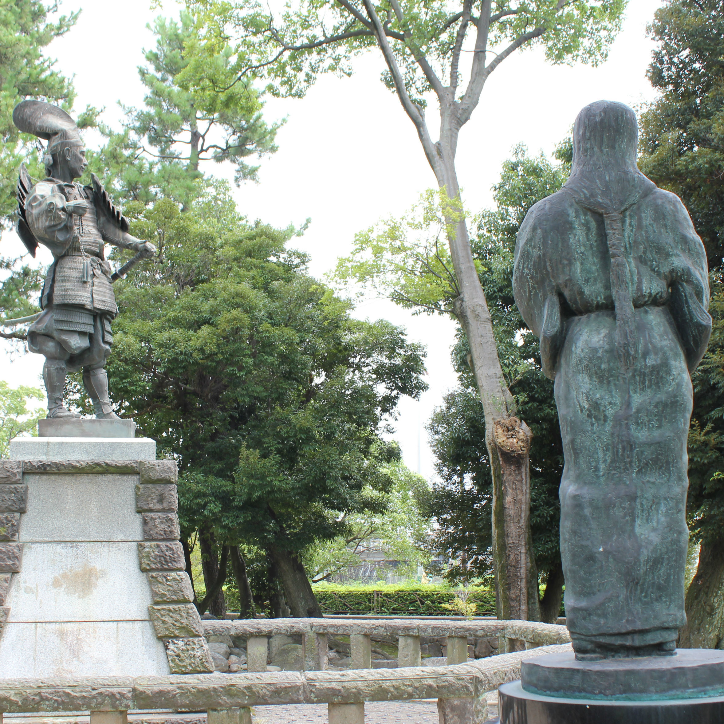 清州公園の織田信長と濃姫