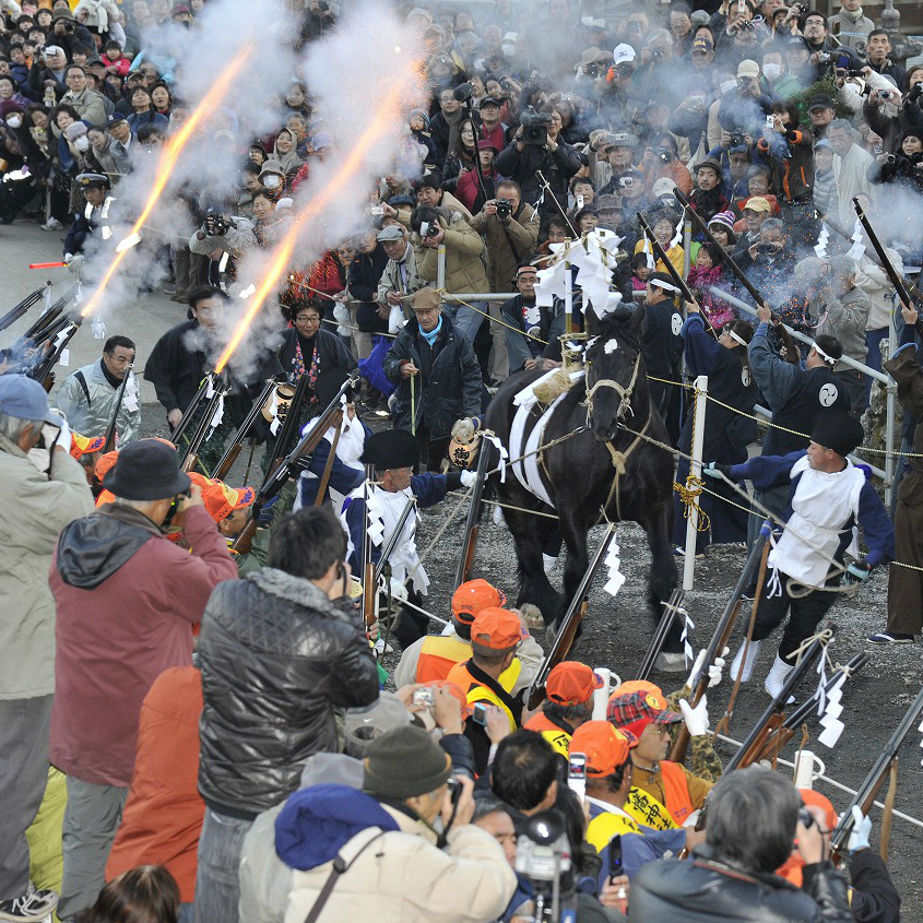 日本にこんな祭りがあったとは……江戸時代から伝わる「鉄砲祭り」がアツい