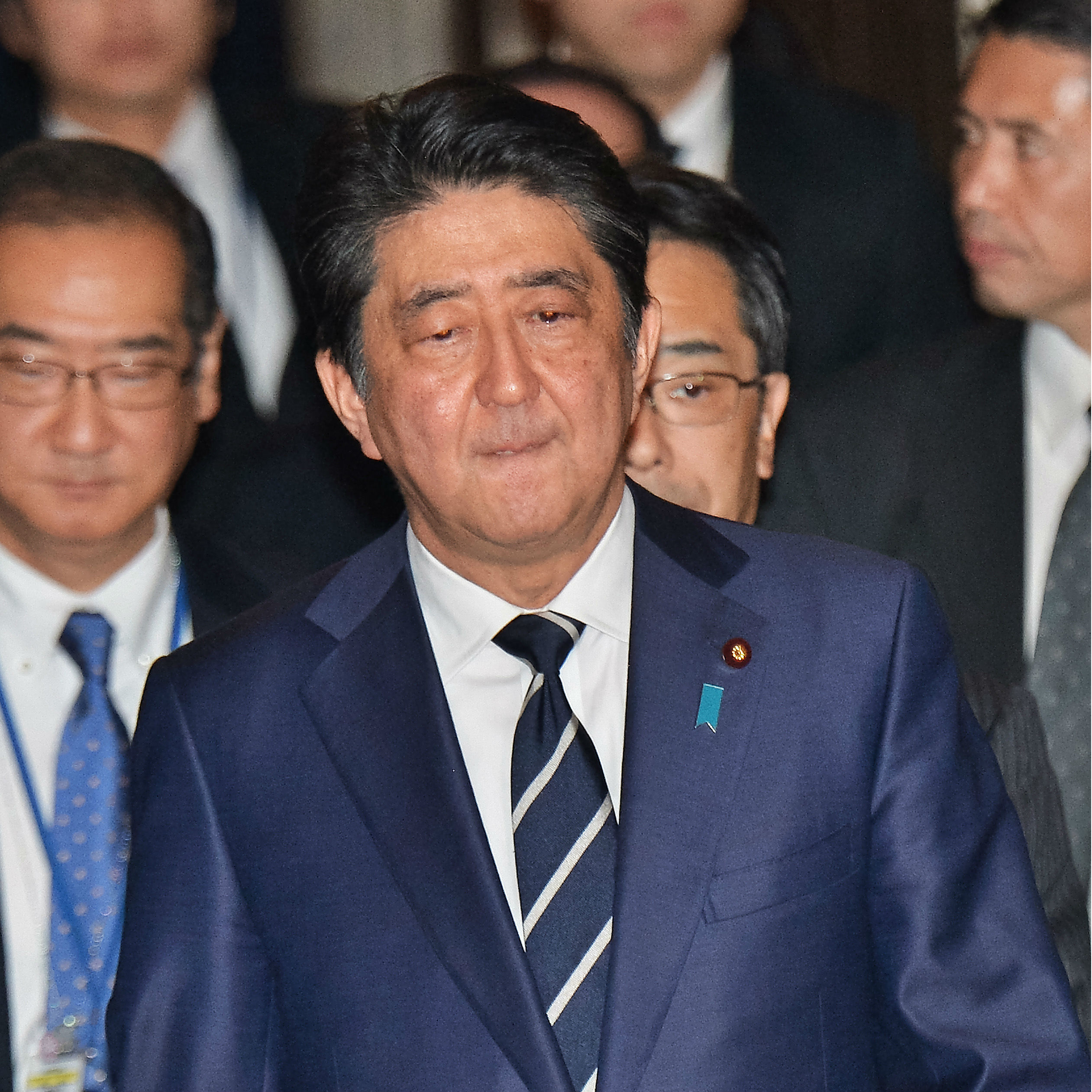 本当の保守とは思えない。安倍首相の「皇室軽視」を作家・適菜収が喝破する<br />