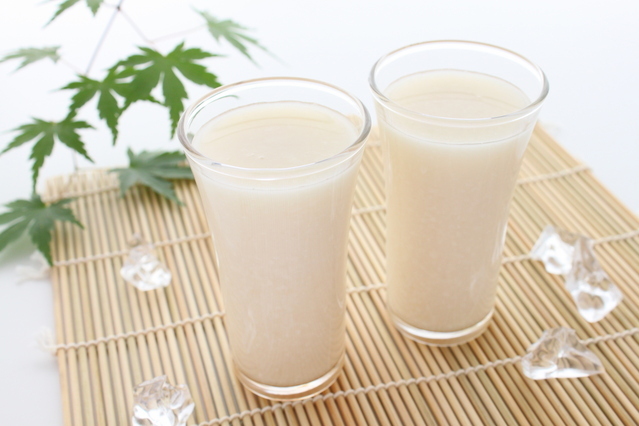 飲めば体がポカポカ！　日本伝統の栄養ドリンク「甘酒」は夏の季語だった！