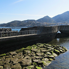 防波堤になった“浮かべる城”前篇