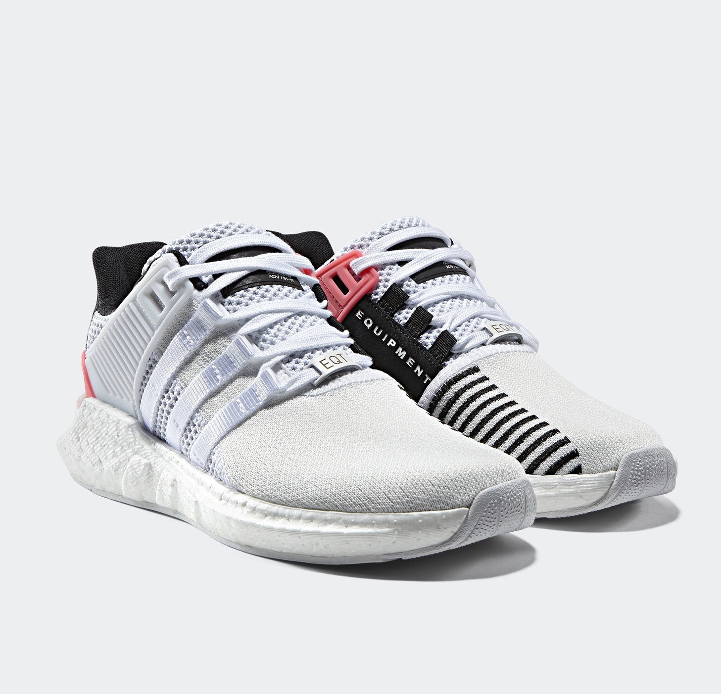 〈EQT〉の新たなカラーパレット。ホワイトと◯◯◯で鮮烈に！