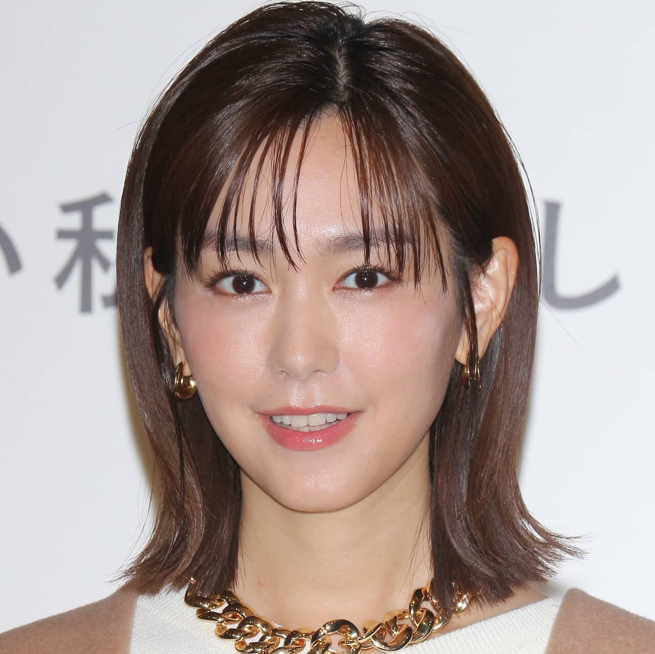 【桐谷美玲】この美しさは一体どこから来るのか?  魅力的なモテ女性になる「着こなし術」