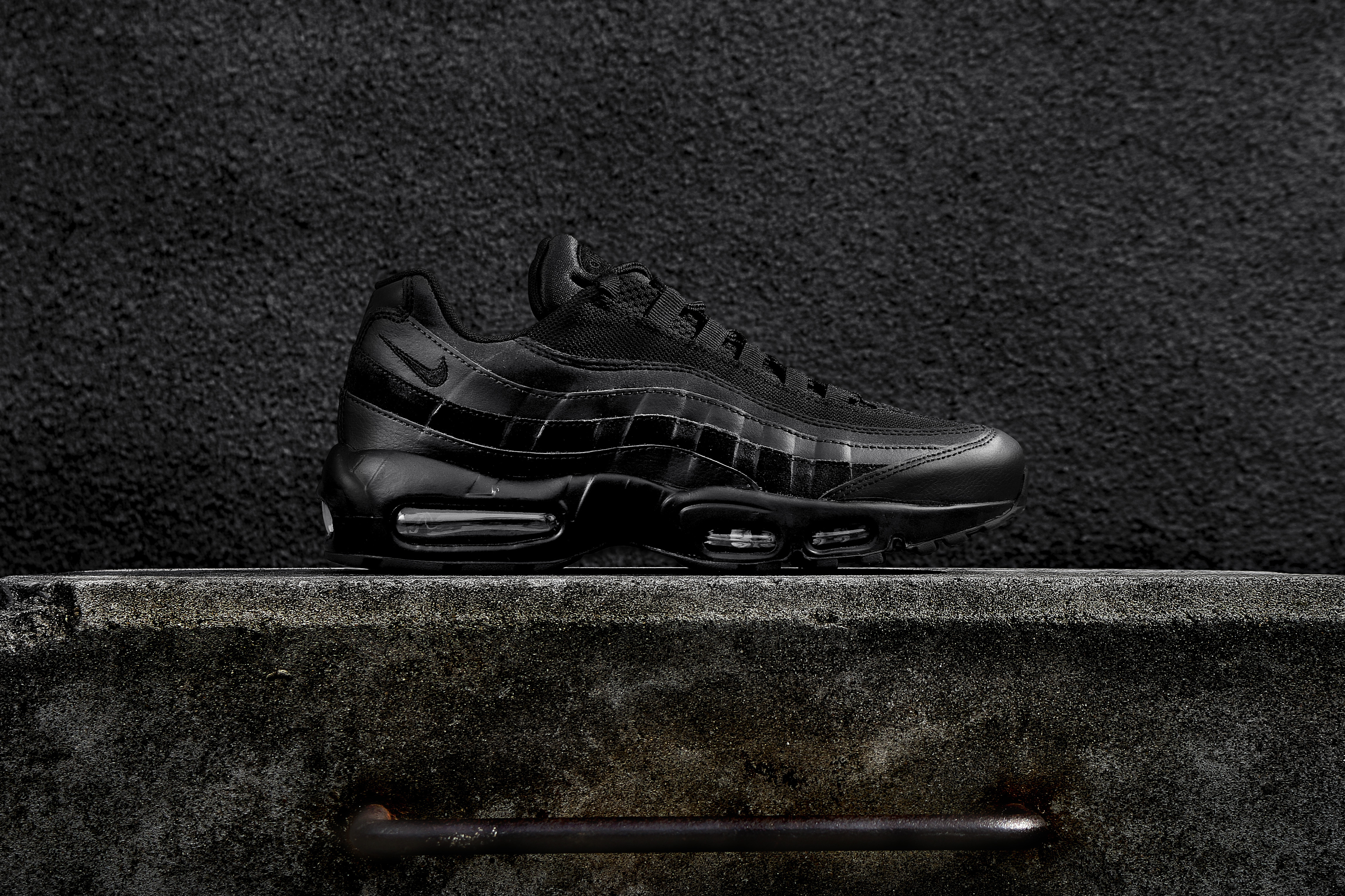 NIKE AIR MAX95 ナイキ エアマックス95 ハラコ オールブラック