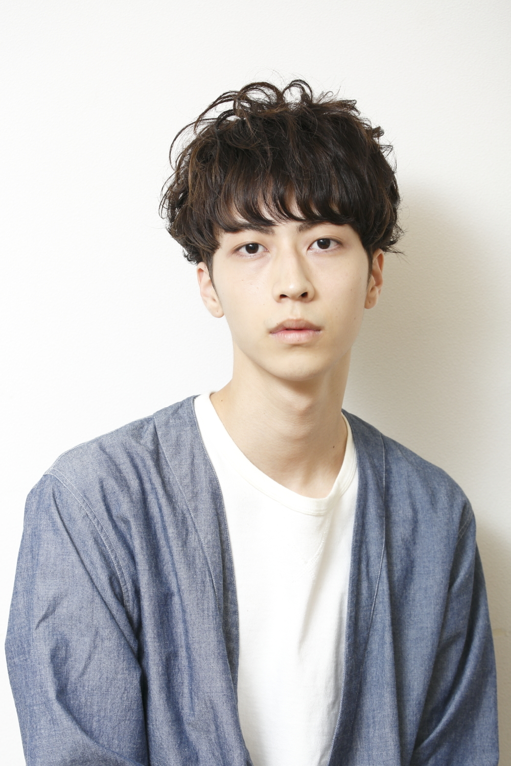 Avenz Foundation 青山清志さんが作る 色白 を活かすおしゃれヘア Br Best Times ベストタイムズ Avenz Foundation 青山清志さんが作る 色白 を活かすおしゃれヘア Br Best Times ベストタイムズ