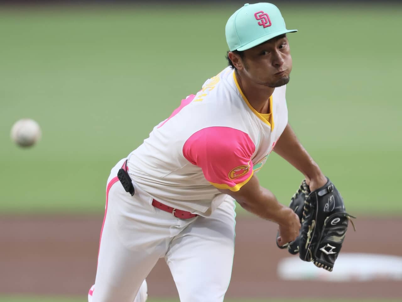 産経ビジュアル,ダルビッシュ有