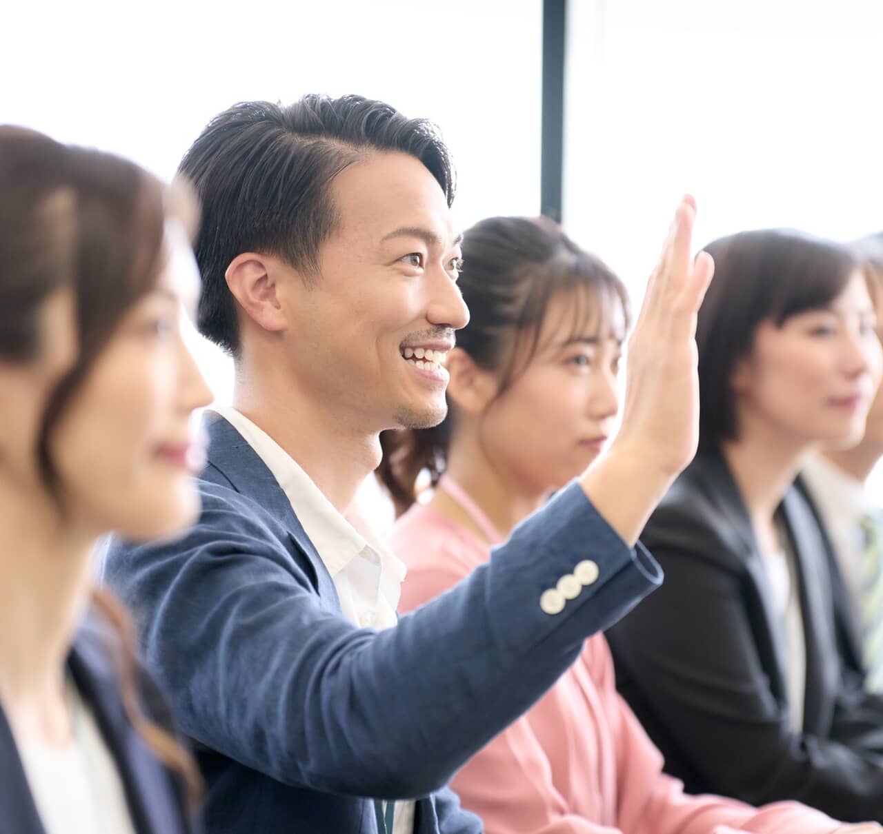 〝学び直し〟で〝バージョン・アップ〟した自分を目指す愚かさ 「リカレント教育」の矛盾を突く【大竹稽】