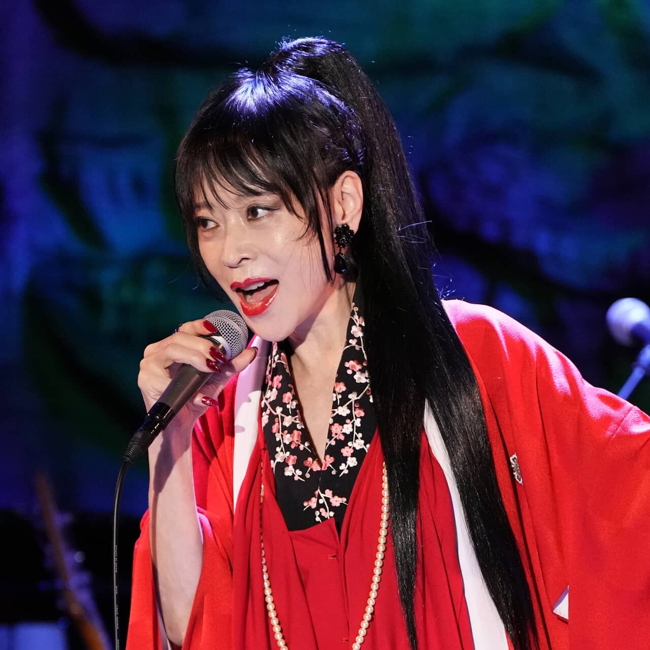中森明菜が東京・大阪で8年ぶりのディナーショーを開催！チケット転売に注意喚起も