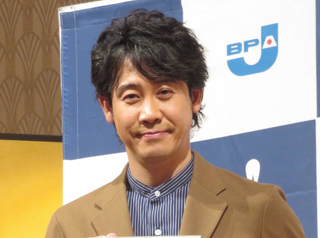 産経ビジュアル,大泉洋