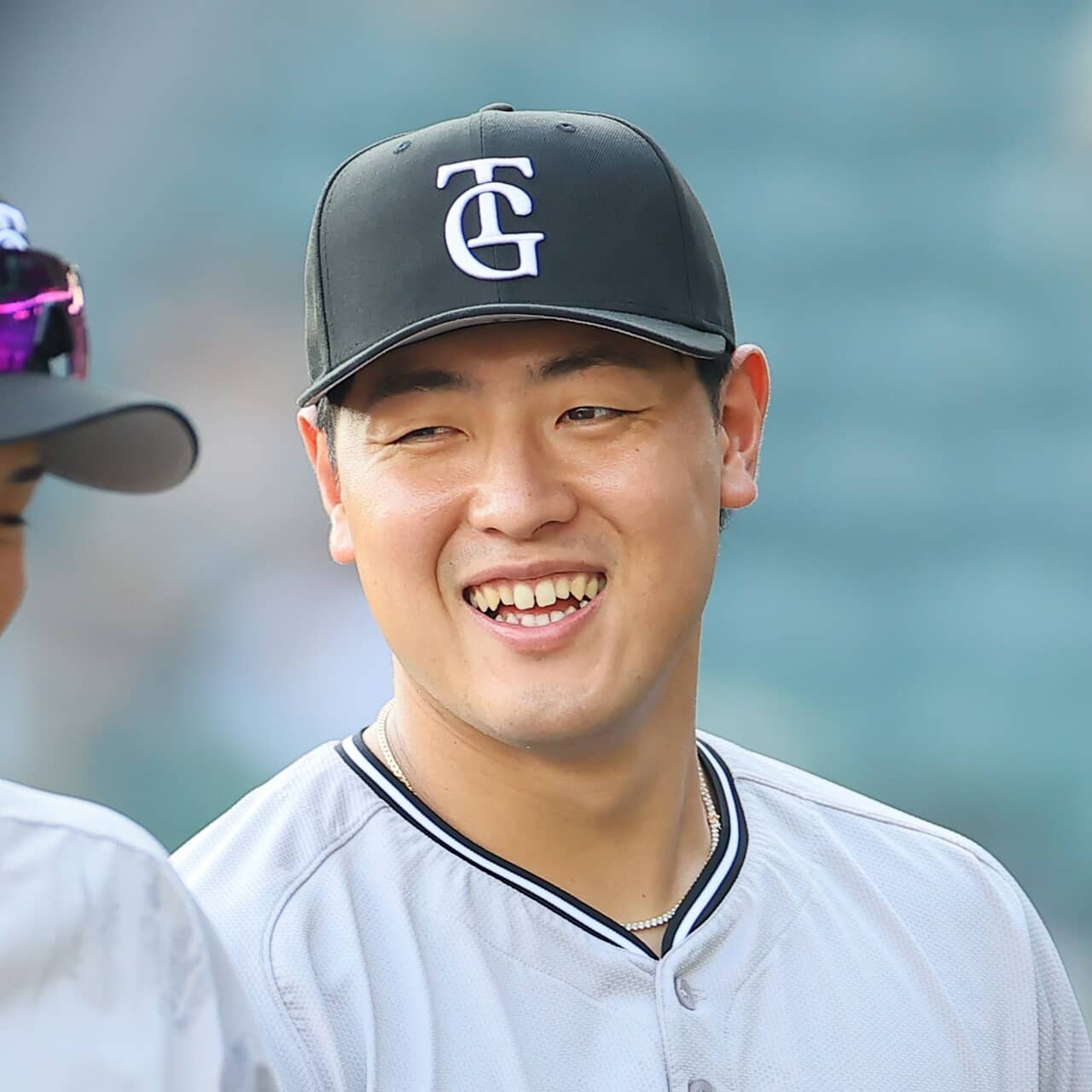 期限直前の電撃決断！巨人・岡本和真がブルージェイズと4年94億円で合意。記者会見は6日