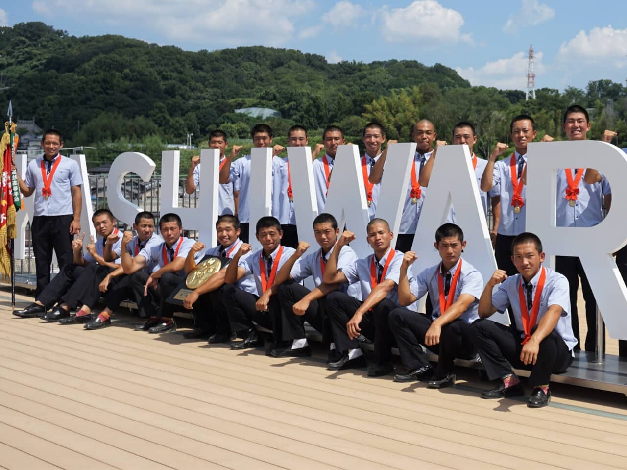 産経ビジュアル,東大阪大柏原高