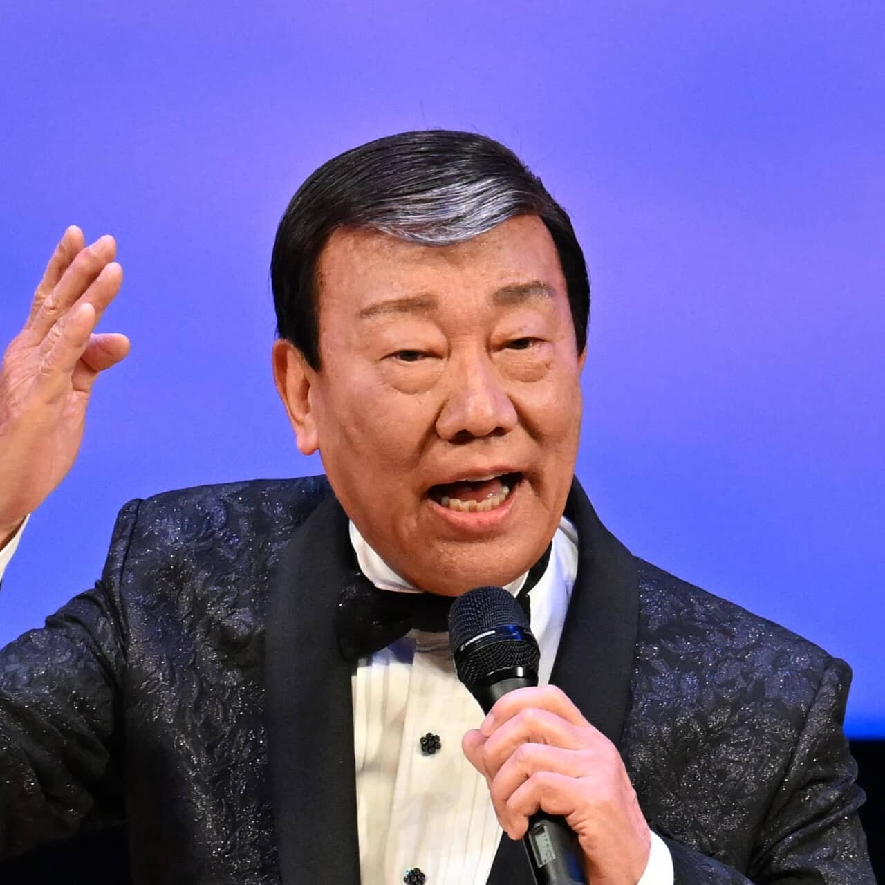 橋幸夫、「アルツハイマー型認知症」を公表。「3曲とも歌えなかった」夢グループ社長…