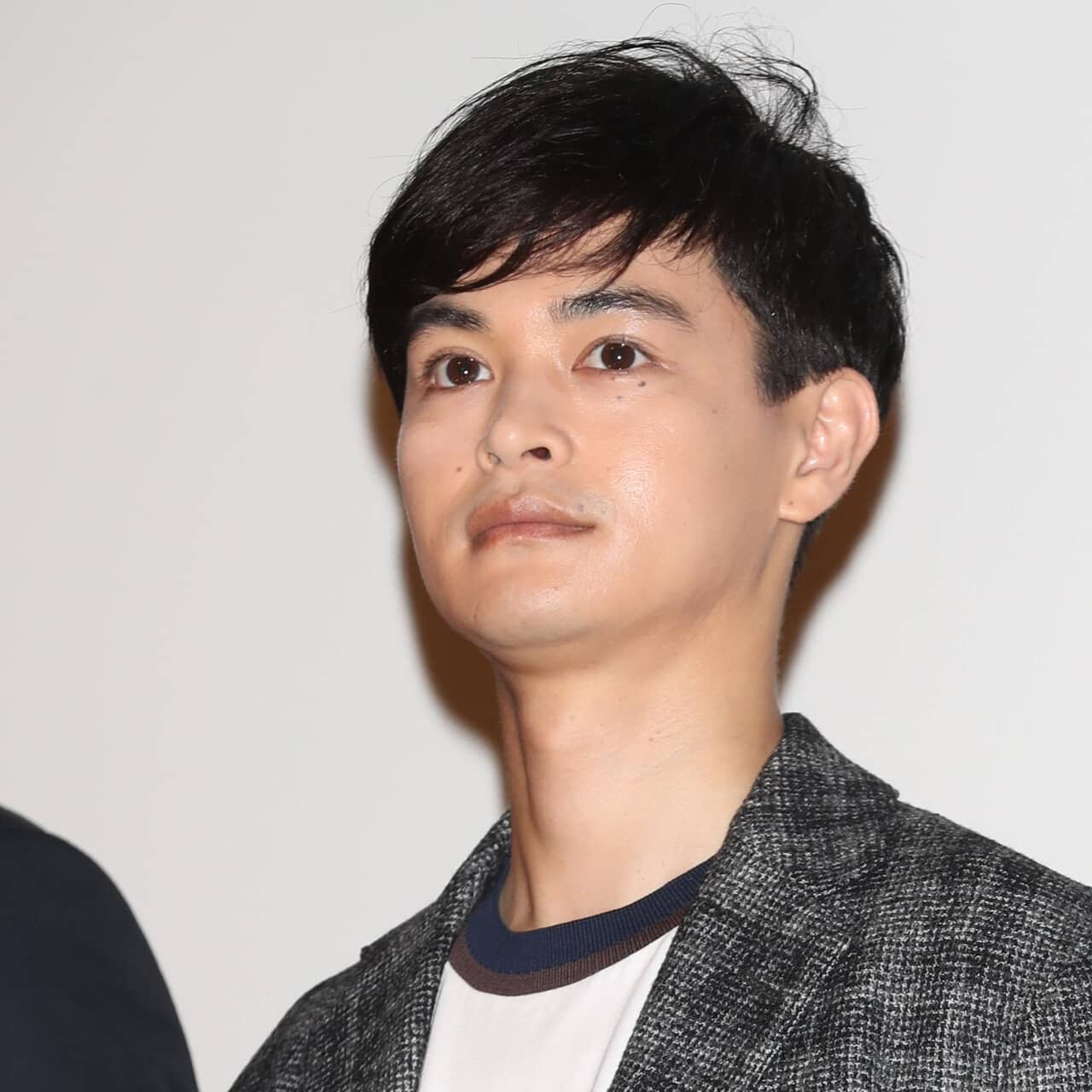 「また会おうね」瀬戸康史が妻の山本美月とともに愛犬・こつめとの別れを報告