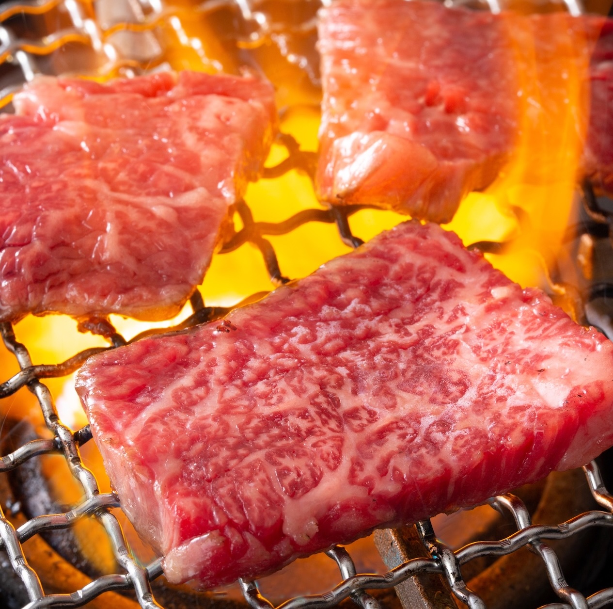 人間、50を越えたら牛肉を食べるのはやめたほうがいい【適菜収】