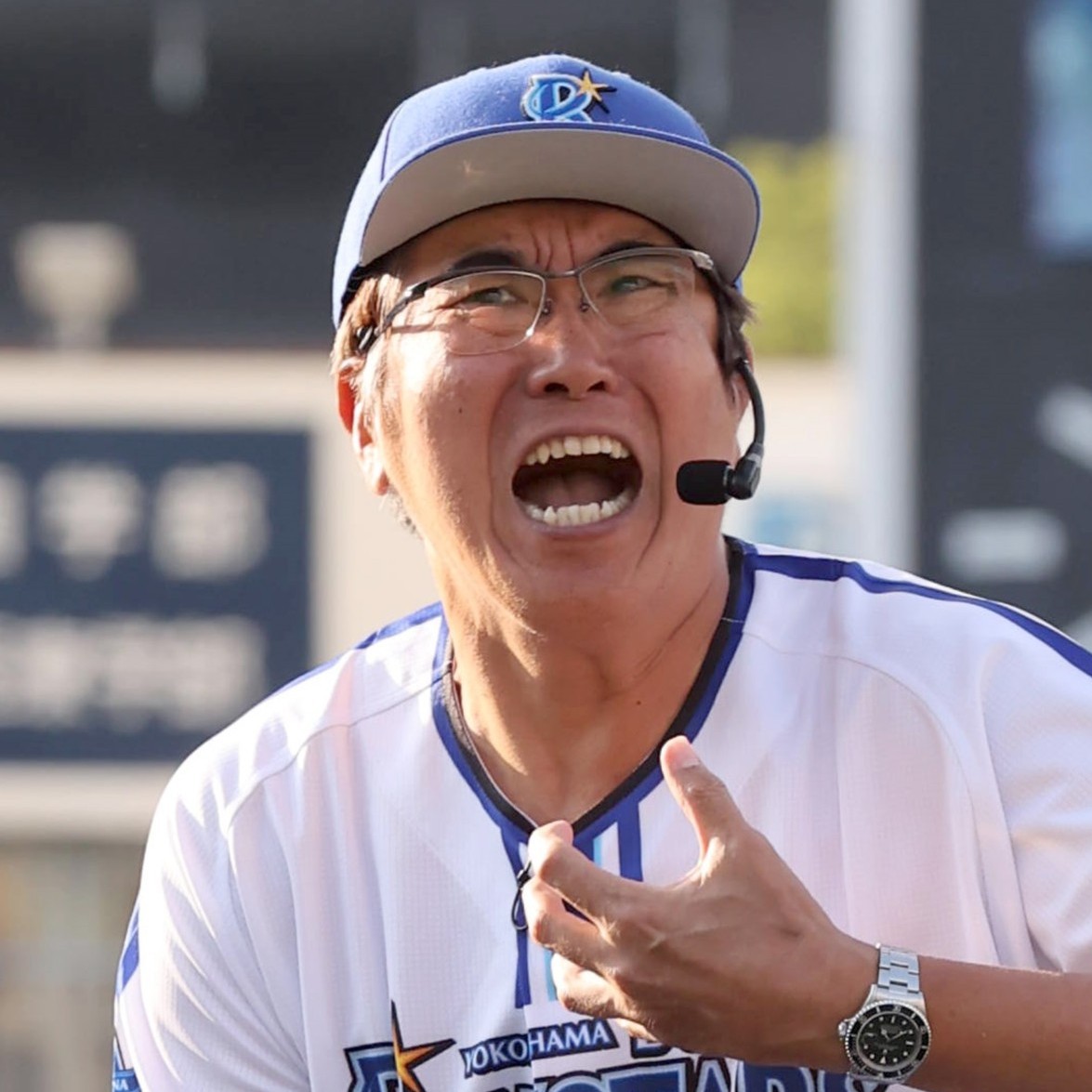 「深酒で記憶曖昧」“セクハラ疑惑”石橋貴明が謝罪も事実関係はっきりせず。咽頭がん併発も発表