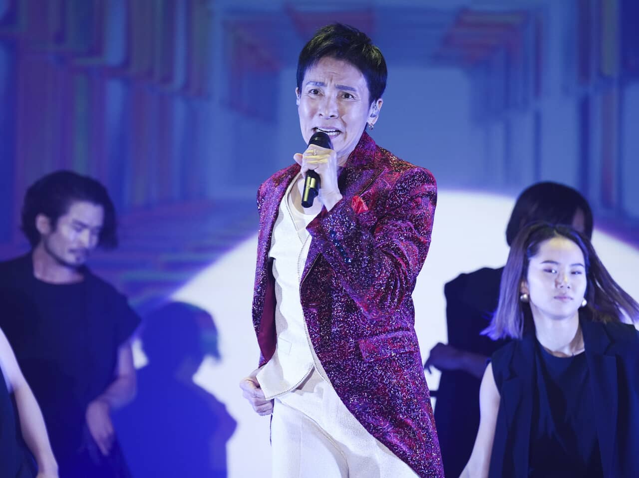 産経ビジュアル,郷ひろみ